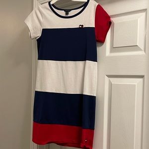 This is a white, navy blue, and red Tommy Hilfiger dress. In great condition!!!